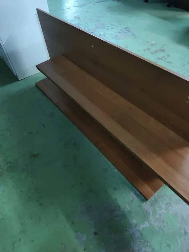 Mueble de salón madera y cristal. 85 € cada mueble