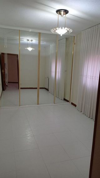 Piso en alquiler en Palomeras sureste en Madrid