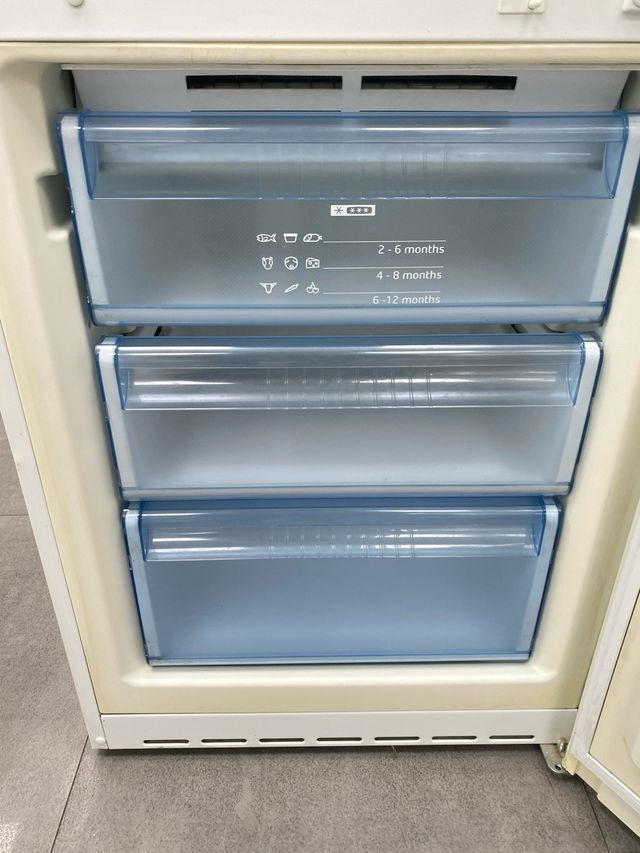 Frigorífico Balay combi clase A+ 185x60cm no frost