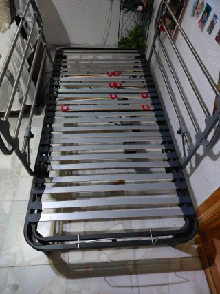 Somier articulado y colchón  llamar al 633940363