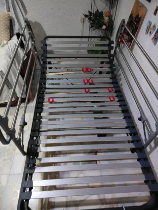 Somier articulado y colchón  llamar al 633940363