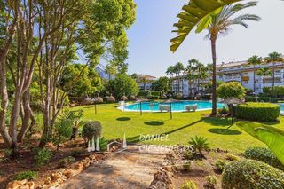 Piso en venta en Nueva Andalucía centro en Marbella