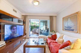 Piso en venta en Nueva Andalucía centro en Marbella