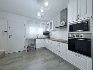 Casa adosada en venta en Moncada