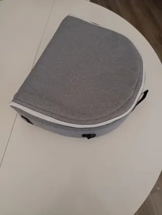 Cuna portátil de viaje, plegable y con mosquitera