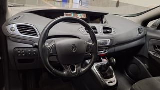 Renault Scenic 2015