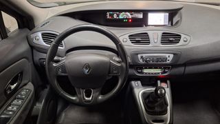 Renault Scenic 2015