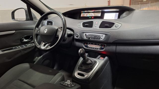 Renault Scenic 2015