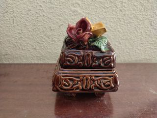 Juego tocador cerámica flores marrones