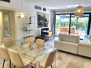 Piso en alquiler en Puerto Banús en Marbella