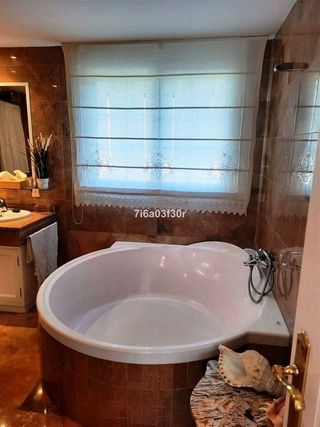 Piso en alquiler en Nueva Andalucía centro en Marbella