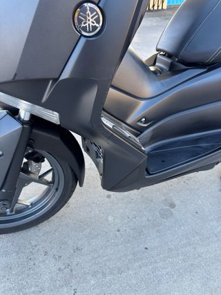 Yamaha XMAX 300