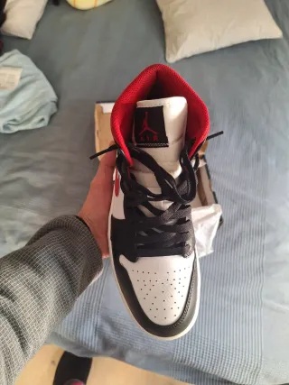 Air Jordan 1 Mid como nuevas (vendo o cambio)