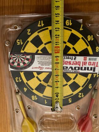 Bersaglio per freccette Innova con 2 freccette