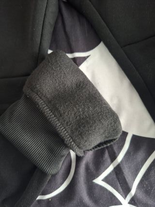 Pantalón de deporte grueso con cremalleras