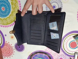 Monedero señora azul marino