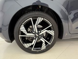 HYUNDAI i10 1.2 MPI 79CV-ACABADO DEPORTIVO N-LINE