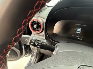 HYUNDAI i10 1.2 MPI 79CV-ACABADO DEPORTIVO N-LINE