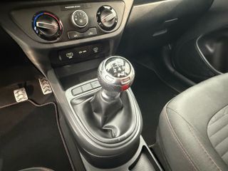 HYUNDAI i10 1.2 MPI 79CV-ACABADO DEPORTIVO N-LINE