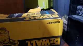 Smerigliatrice DeWalt