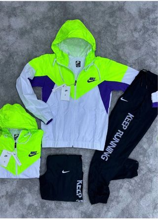 Conjunto Deportivo Nike Verde y Blanco