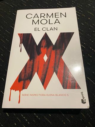 La Nena, las madres, el clan (La novia gitana)