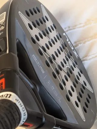 Pala de pádel NOX AT 10