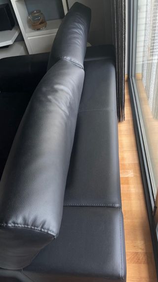 Sofá de Polipiel Negro