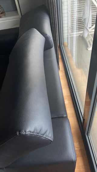 Sofá de Polipiel Negro