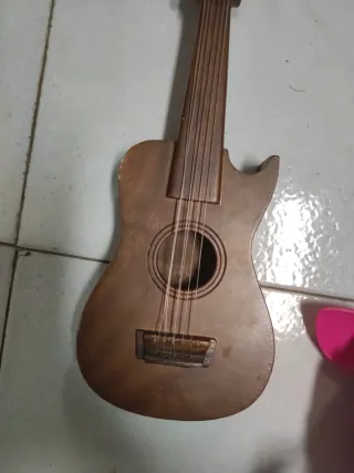 Lote Juguetes: Guitarra y Furby Rosa