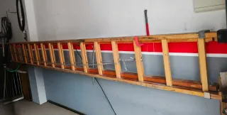 Escalera de madera Dos tramos de 16 peldaños cada