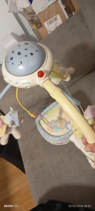 Móvil musical para cuna