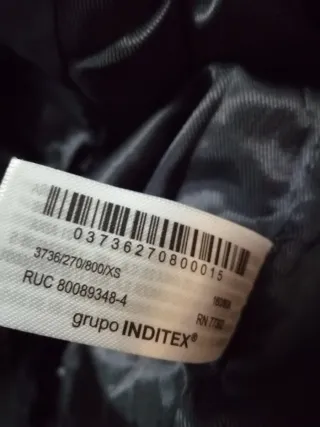 Chaqueta corta entallada negra