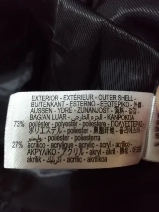 Chaqueta corta entallada negra