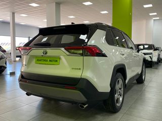 Toyota RAV4 Advance 4x2 2.5 220H HEV Espectacular!