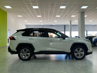 Toyota RAV4 Advance 4x2 2.5 220H HEV Espectacular!