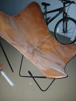 Silla Marrón Cuero y Metal