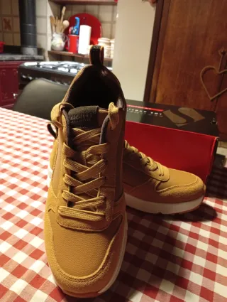 Skechers nuove pelle uomo