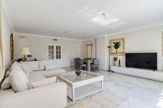 Piso en alquiler en Sierra Blanca en Marbella