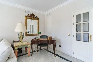 Piso en alquiler en Sierra Blanca en Marbella