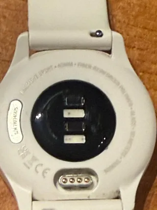 Reloj Garmin Vivomove Blanco y Negro