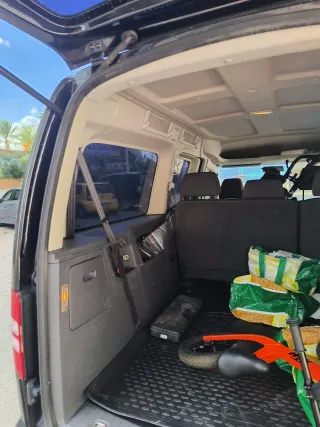 Volkswagen Caddy 2011