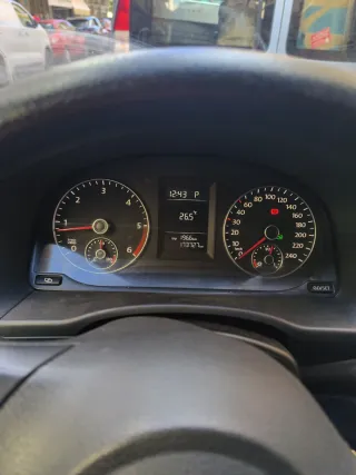 Volkswagen Caddy 2011