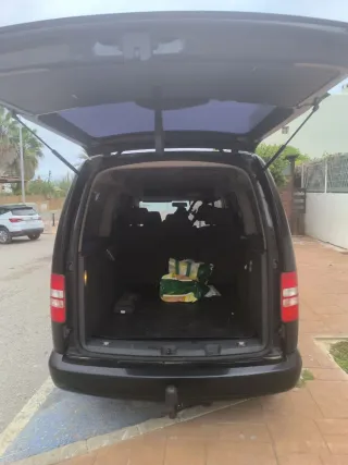 Volkswagen Caddy 2011