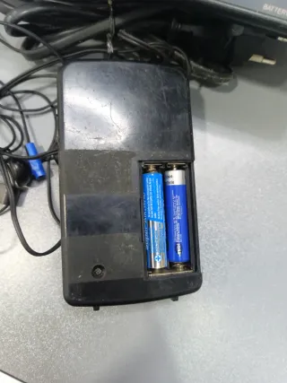 Radios Sanyo y Aiwa FM/AM