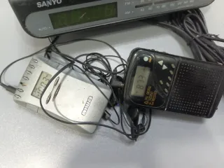 Radios Sanyo y Aiwa FM/AM
