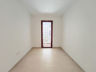 Piso en venta en Nueva Andalucía centro en Marbella