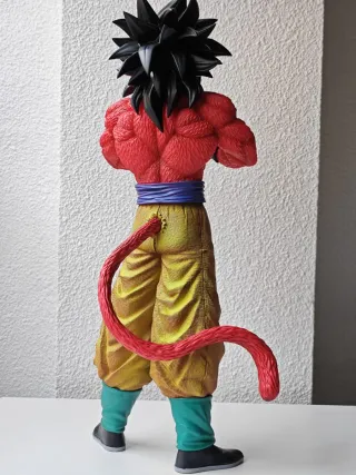 Goku SSJ4 53 cm - JT - Figura gigante NUEVA