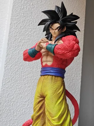Goku SSJ4 53 cm - JT - Figura gigante NUEVA
