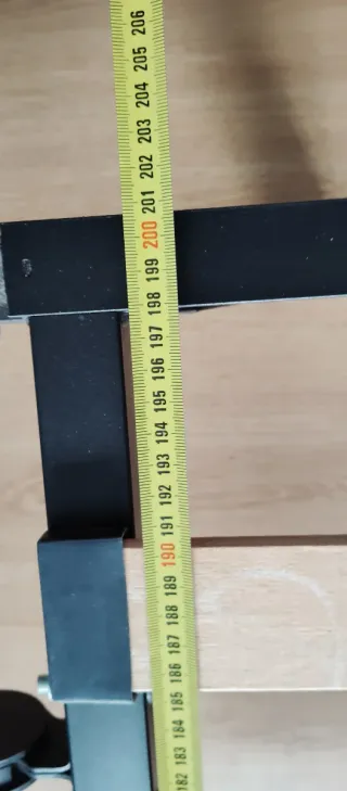 Estructura sofá cama Ikea madera y metal